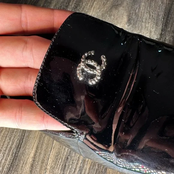 CHANEL Glossy Black Women's Flats - Picture 7 of 10